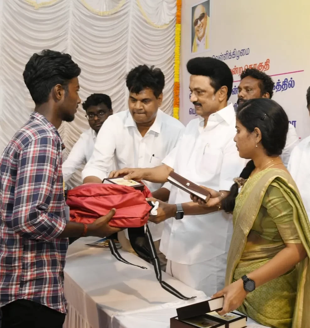 WhatsApp Image 2023-10-21 at 11.57.42_5d932436