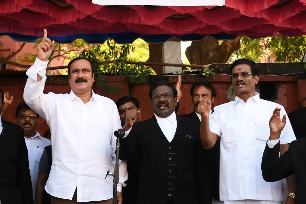 WhatsApp Image 2023-11-24 at 12.23.08_99a54551