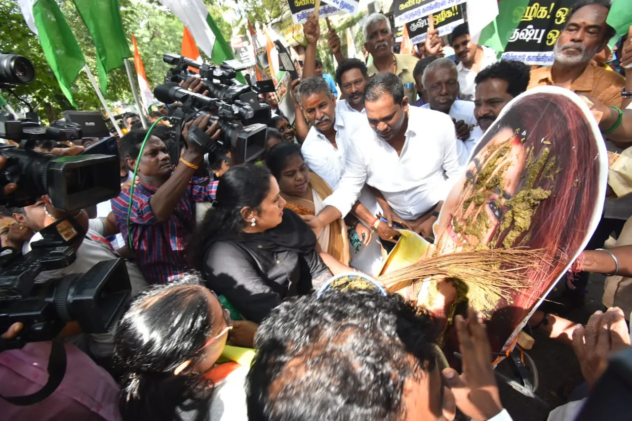 WhatsApp Image 2023-11-28 at 11.40.20_1e867a67