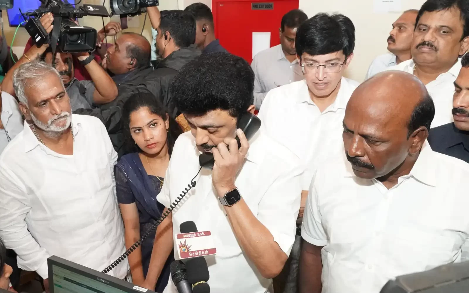 WhatsApp Image 2023-11-30 at 16.16.21_1ea78a66