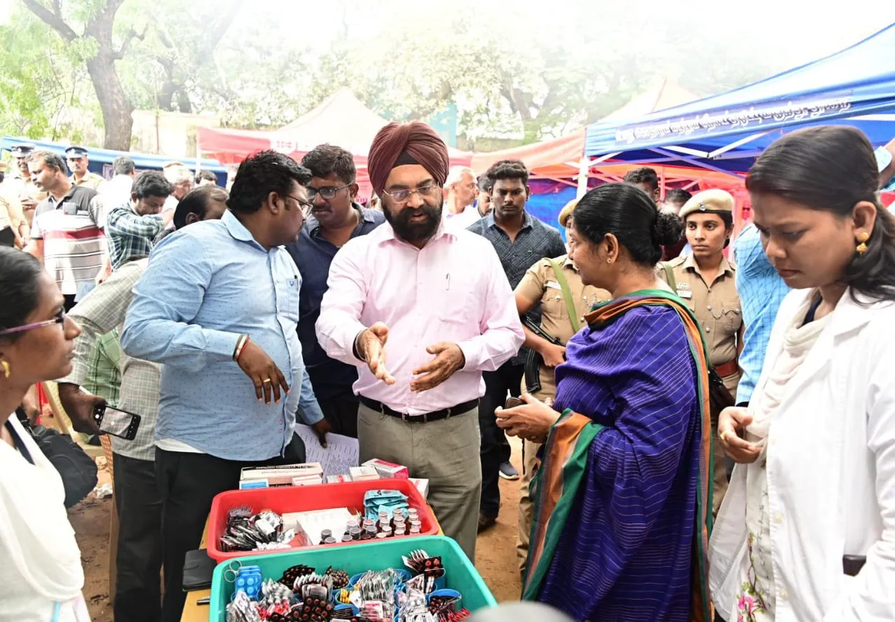 075a94c8-f576-439a-aaac-96d68948148d