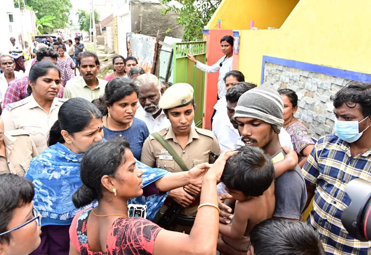 0d7092e2-8a5b-40df-a95a-14a81b8cc2ee