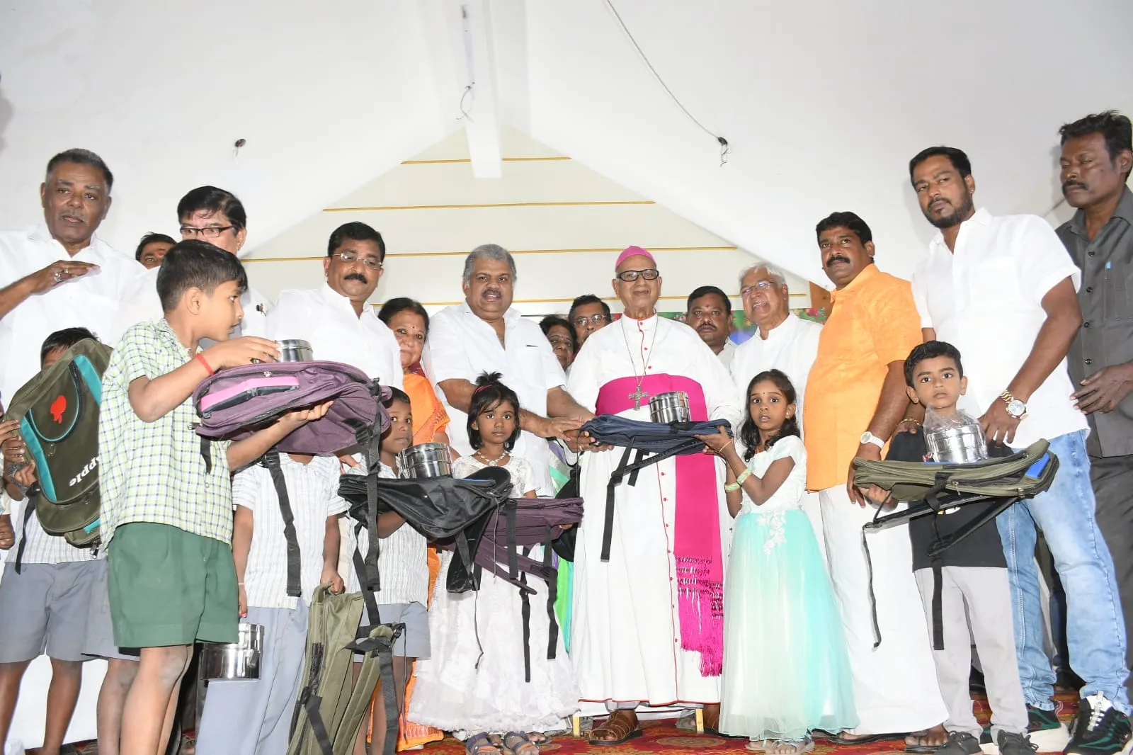 103f4f29-4610-4ddb-8de6-6abd508bddcc