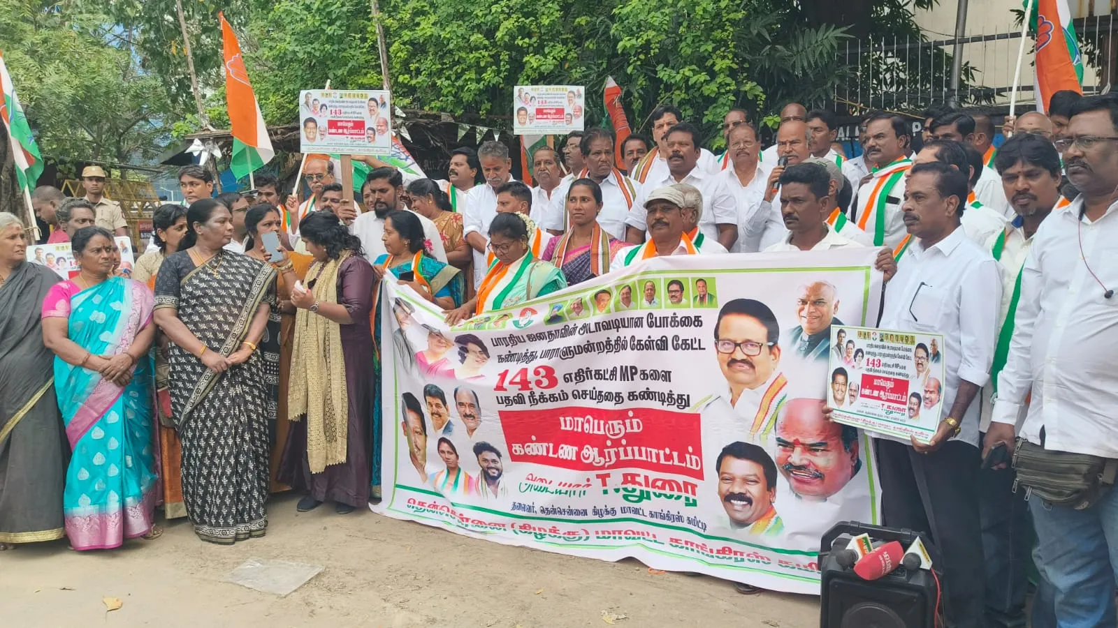 923f6cf1-8b6e-4605-abe1-df773311a733