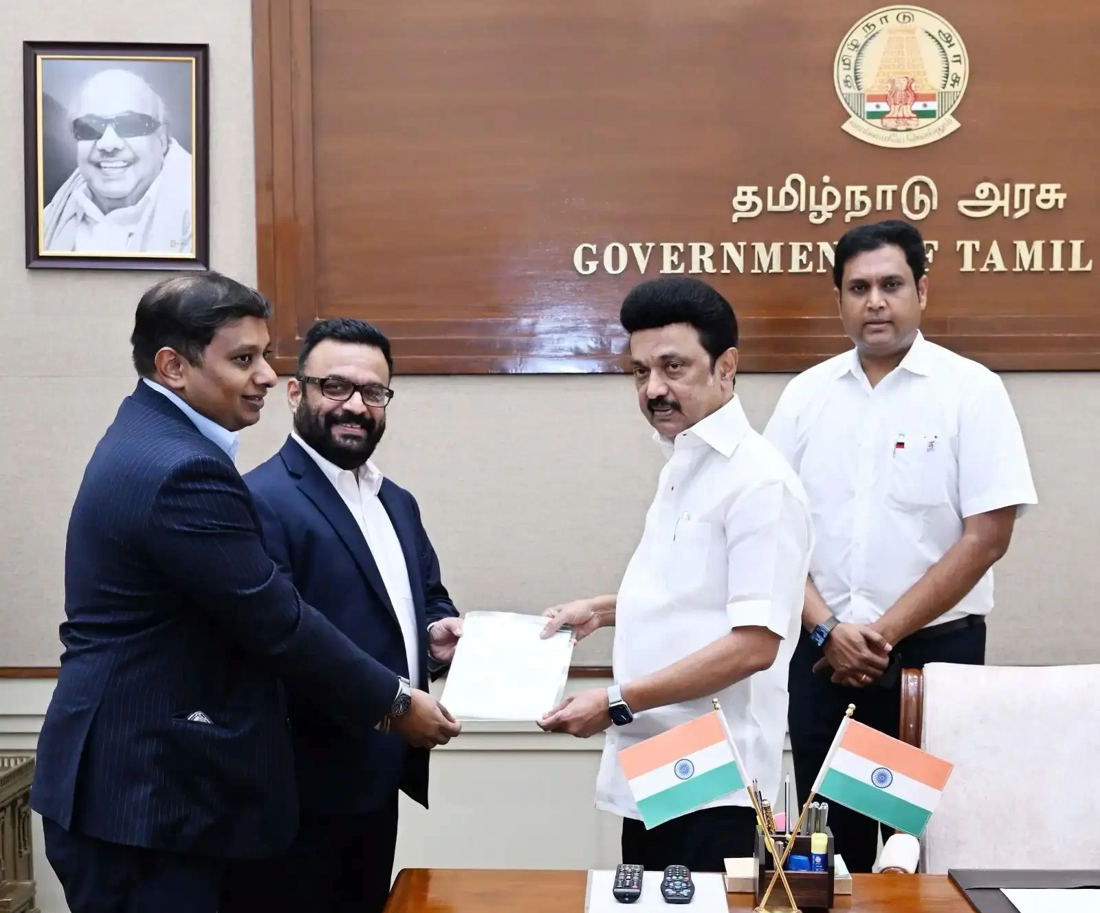 WhatsApp Image 2023-12-09 at 11.53.31_1feeee63