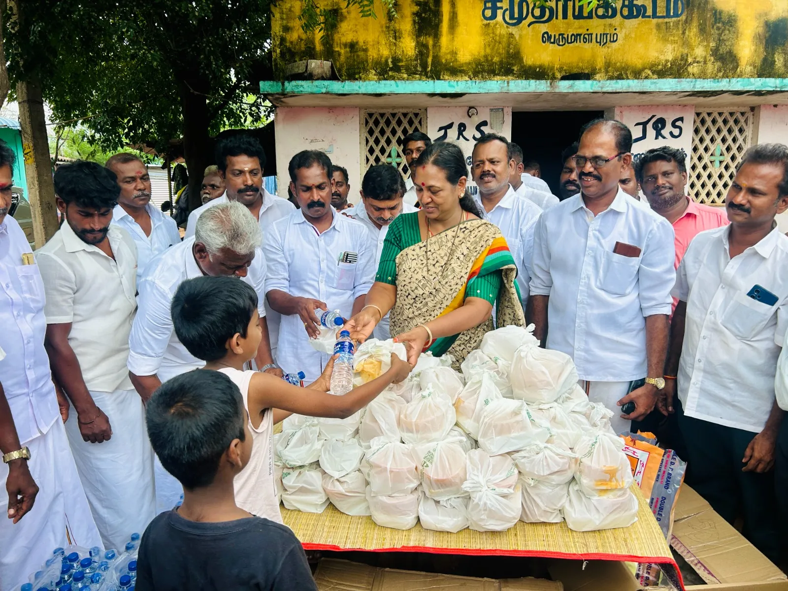 a04246fe-088a-4173-a924-821ecb1b18ba