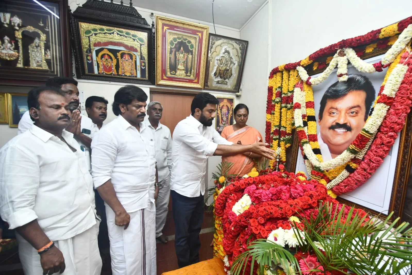 4809f5f1-de65-40b4-b3c9-48f3e90b4f44 (1)